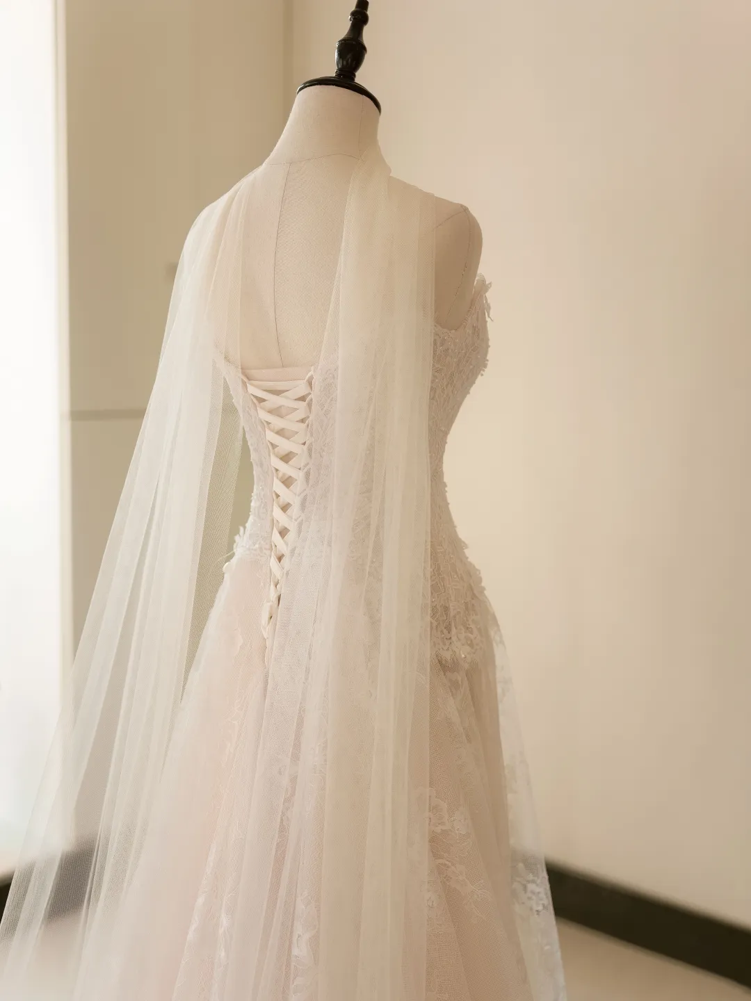 Princess Mermaid Off The Shoulder Long Sleeve Lace Fitted Corset Long Wedding Dress Bride Gowns White Wedding Dresses RB2036