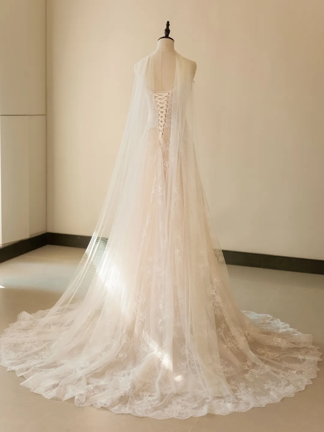 Princess Mermaid Off The Shoulder Long Sleeve Lace Fitted Corset Long Wedding Dress Bride Gowns White Wedding Dresses RB2036