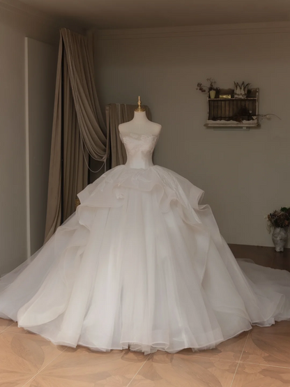 Ethereal Ball Gown Strapless Sleeveless Tulle Fitted Corset Long Wedding Dress Bride Gowns Lace Wedding Dresses RB2041