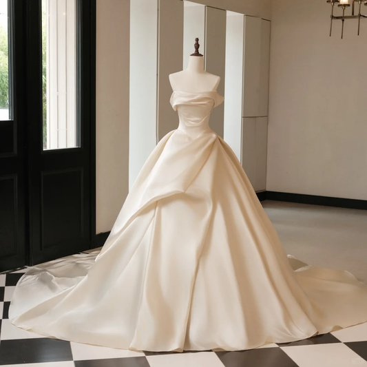 Fancy Ball Gown Strapless Fitted Corset Ruffles Satin Wedding Dress Bride Gowns Wedding Dresses RB2061