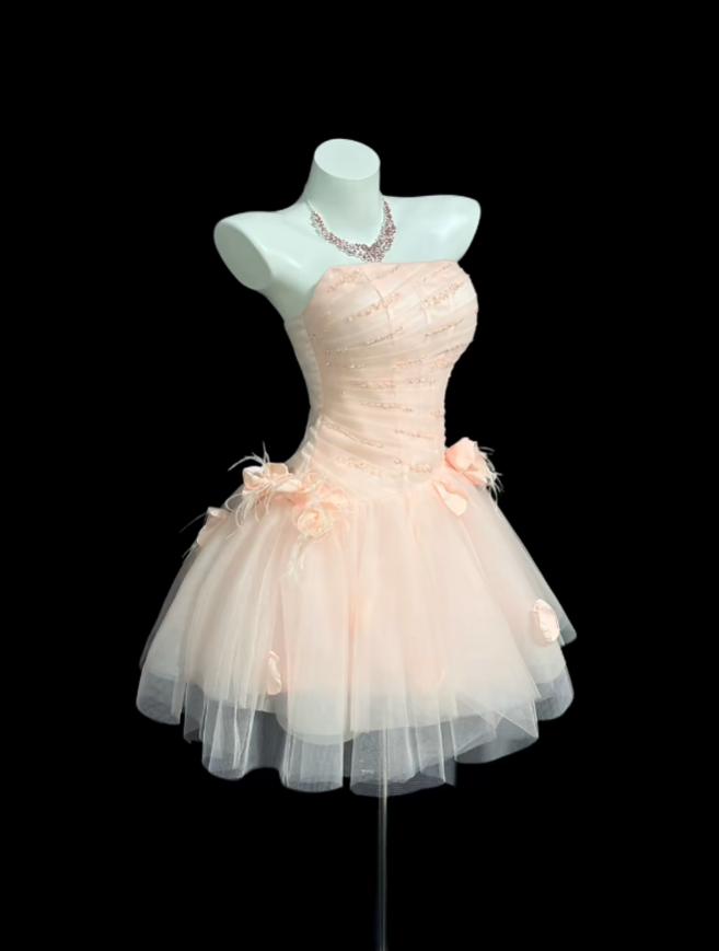 Aesthetic Ball Gown Strapless Blush Pink 16th Birthday Outfit Ideas For Teens Inspo Short Hoco Gown Homecoming Dresses RB3089