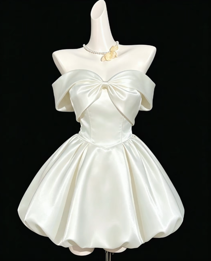 Charming Ball Gown Off The Shoulder White Mini University Ideas Homecoming Dress Inspo Short High School Senior Graduation Outfit RB7029