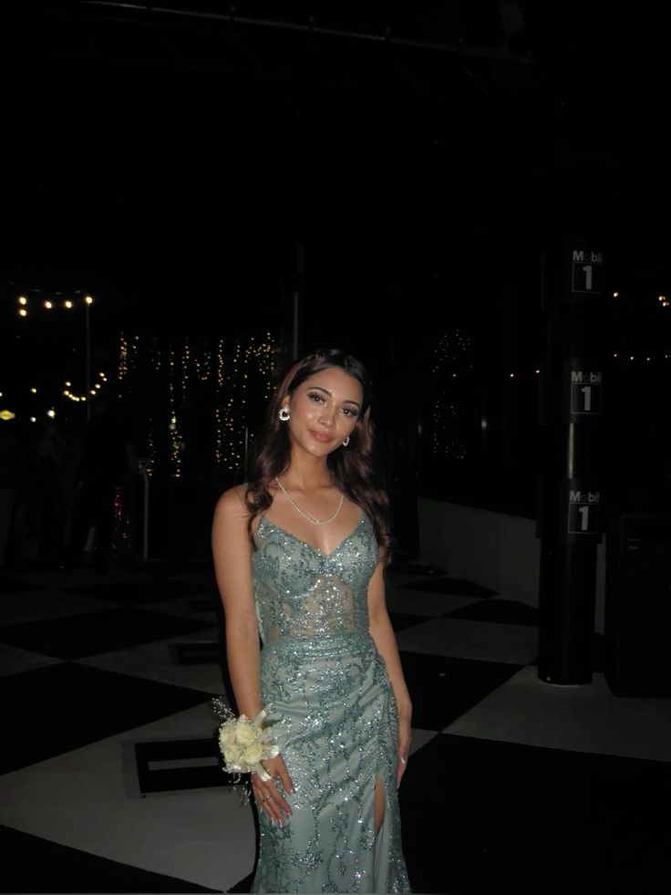 Sparkly Mermaid Spaghetti Straps Gray Slit Sequins Prom Dresses Party Dress 20th Birthday Outfits Graduation Dress RB860