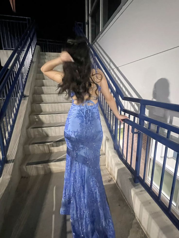 Sparkly Mermaid Spaghetti Straps Blue Backless Sequins Prom Dresses Party Dress 21st Birthday Outfits Graduation Dress RB863