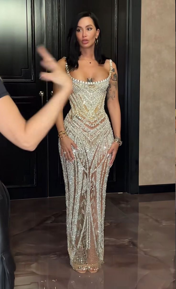 Sexy Mermaid Straps Champagne Sequin Long Prom Dresses Inspiration Prom Dress Senior Graduation Dress RB938