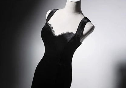 Elegant Black Spaghetti Strap Sweetheart Mermaid Velvet Evening Dresses Long Prom Dresses RF0386