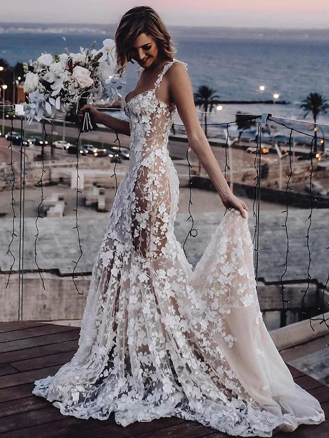 Beach Sexy Boho Wedding Dresses Court Train Mermaid / Trumpet Sleeveless V Neck Lace With Appliques RF0388