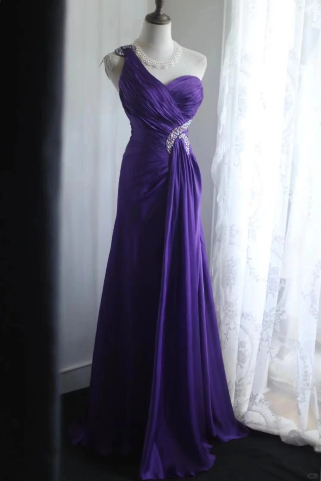 Gorgeous Purple One Shoulder Satin A-Line Long Prom Dresses Formal Evening Dress RF0394