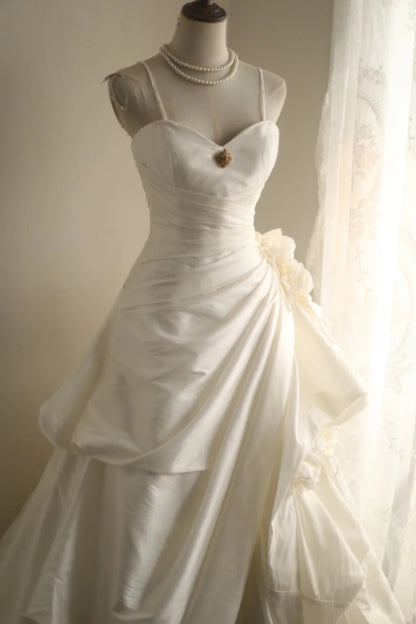 White Simple Spaghetti Strap Ball Gown Satin Train Wedding Dress RF0405