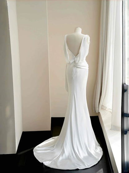 Elegant White Scoop Neck Satin Mermaid Evening Dress- RF0461