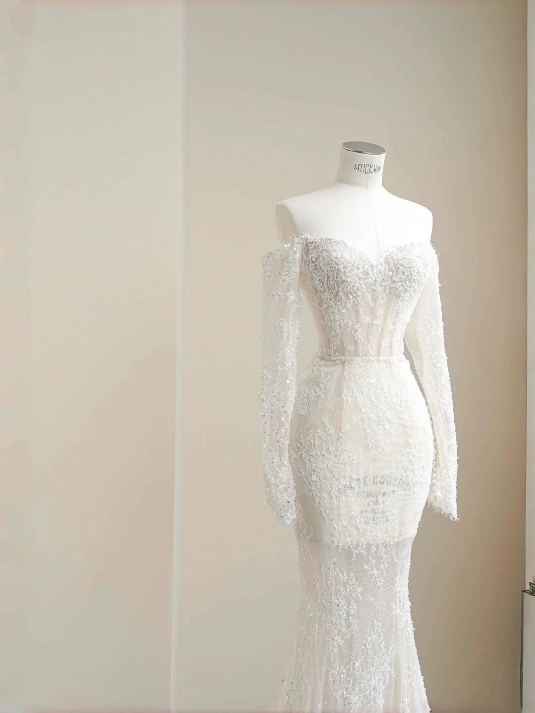 Elegant White Lace Sequin Mermaid Wedding Dress Charming Sweetheart Long Sleeves Evening Dress- RF0472