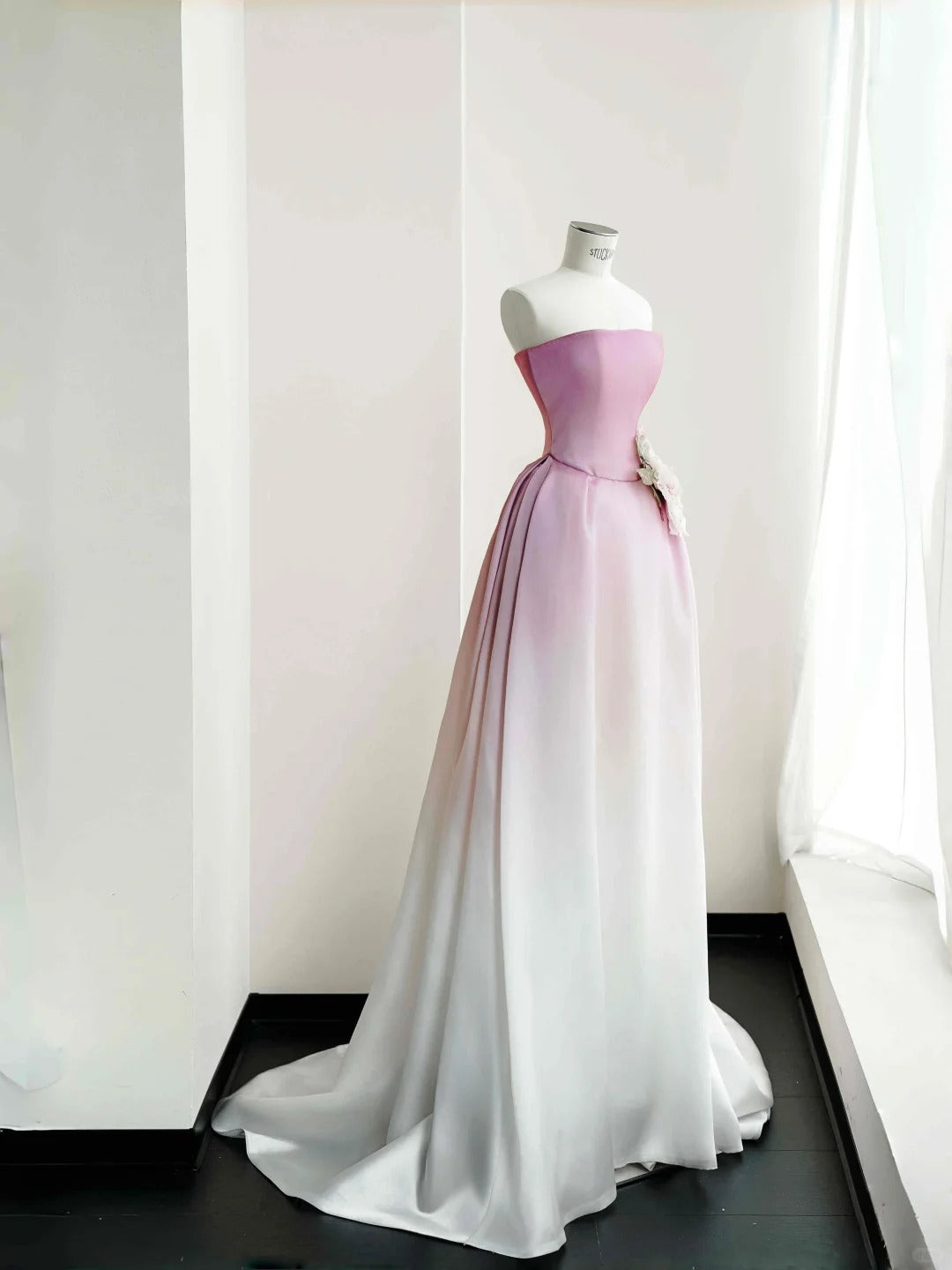 Sweet Gradient Pink A-Line Strapless Satin Long Prom Dresses Gorgeous Wedding Dress RF0483