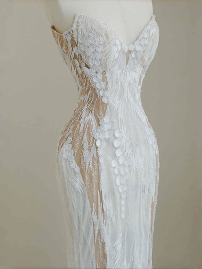 Elegant White Strapless Tulle Beaded Mermaid Wedding Dress with Appliques RF0516