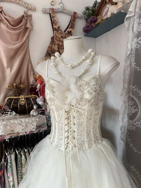 Glam White Spaghetti Strap A-Line Tulle Layered Wedding Dress RF0524