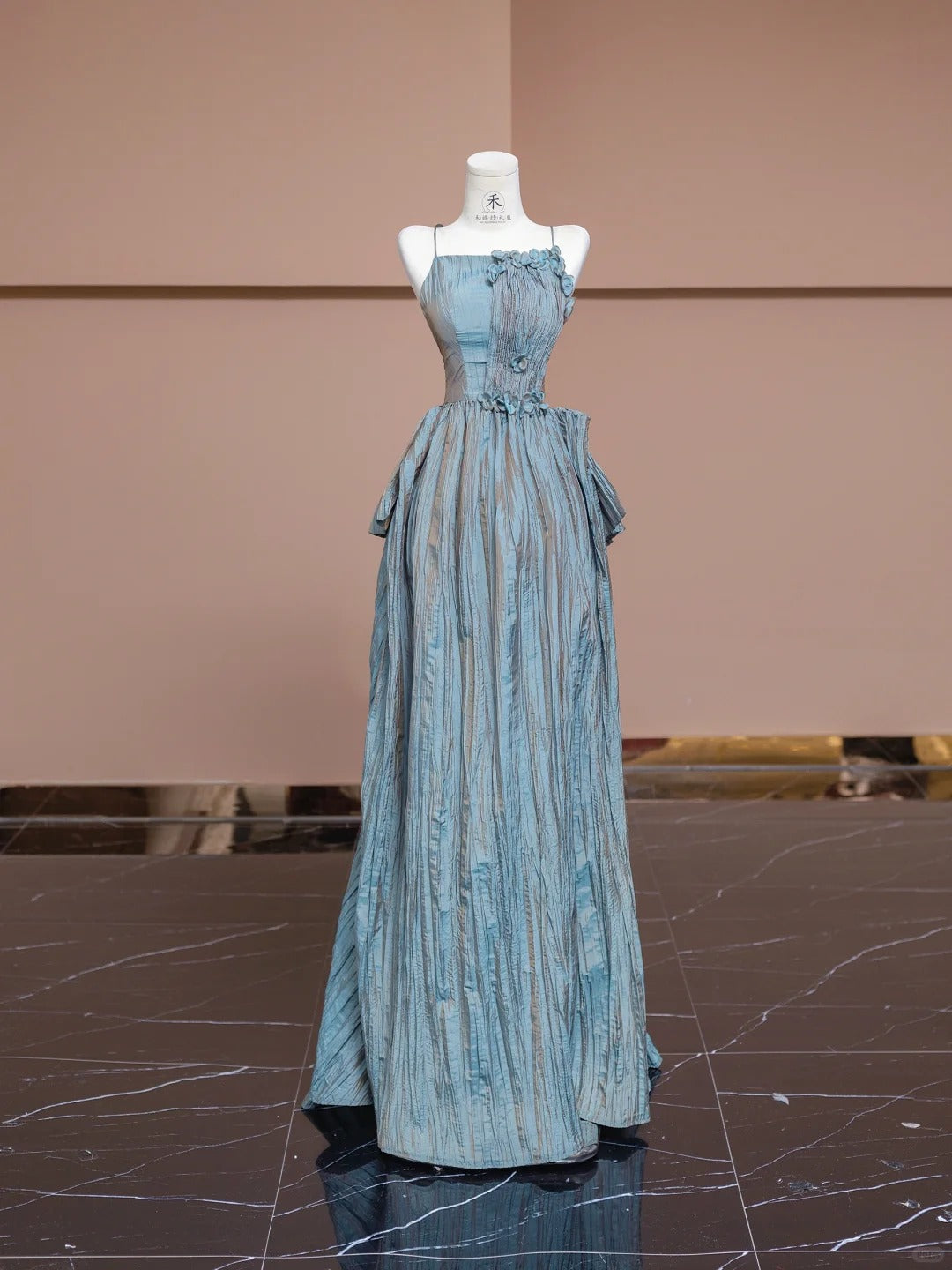 Fairytale Spaghetti Straps Taffeta A-Line Prom Dresses Backless Formal Evening Gowns RF0538