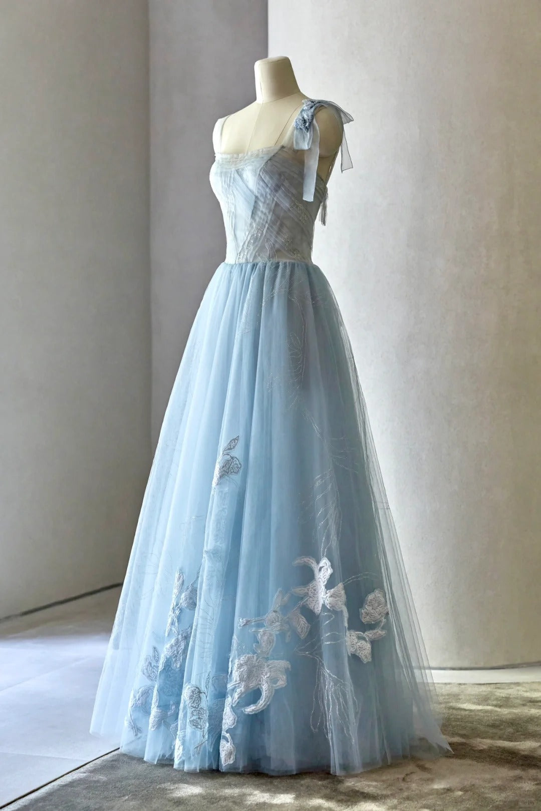 Sweet Sky Blue Square Neck A-Line Tulle Embroidery Applique Prom Dresses Formal Evening Dress RF0587