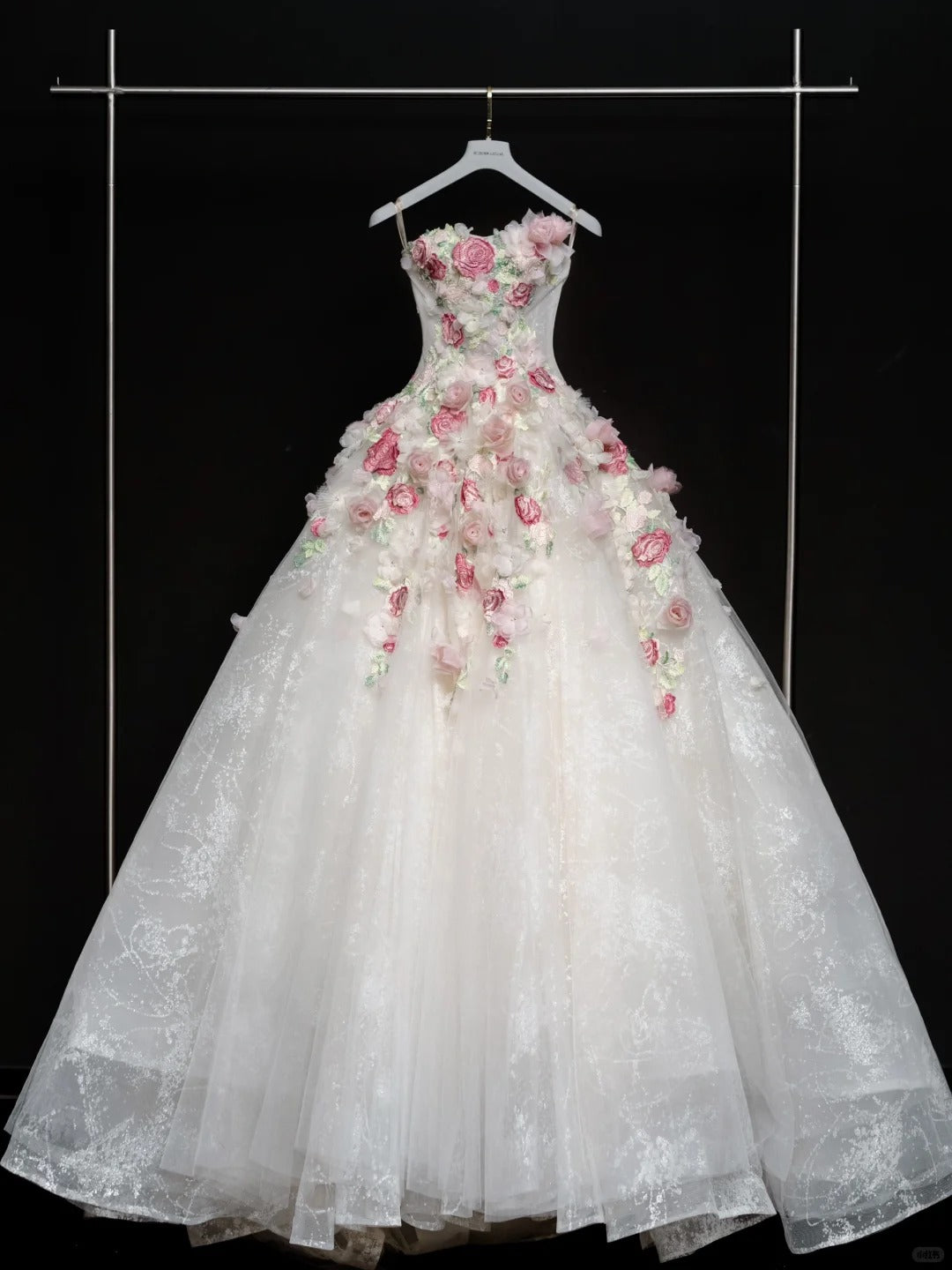 Sweet White 3D Applique Strapless A-Line Tulle Train Wedding Dress  RF0595