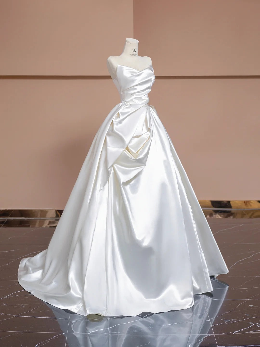 Simple White Strapless A-Line Satin Wedding Dress RF0615