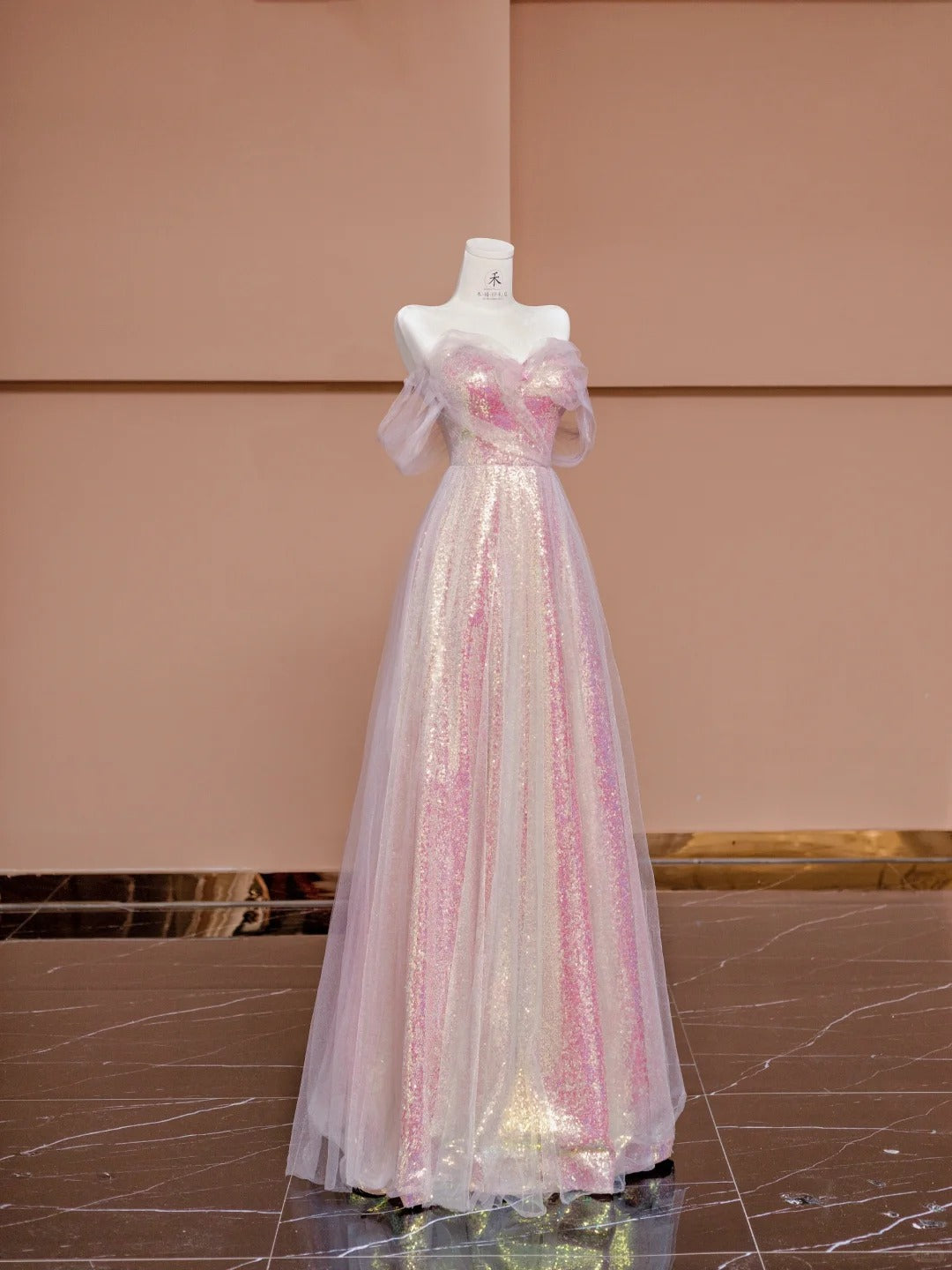 Gorgeous Pink Off-the-shoulder Tulle A-Line Sequin Wedding Dress Formal Evening Gowns RF0624