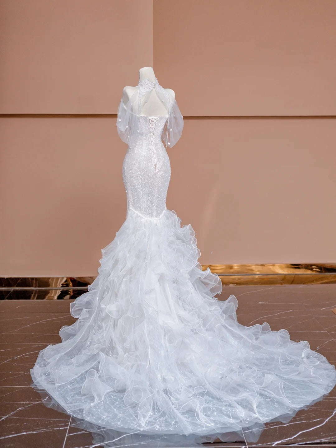 Gorgeous White Sweetheart Mermaid Tulle Sequin Train Wedding Dress RF0651