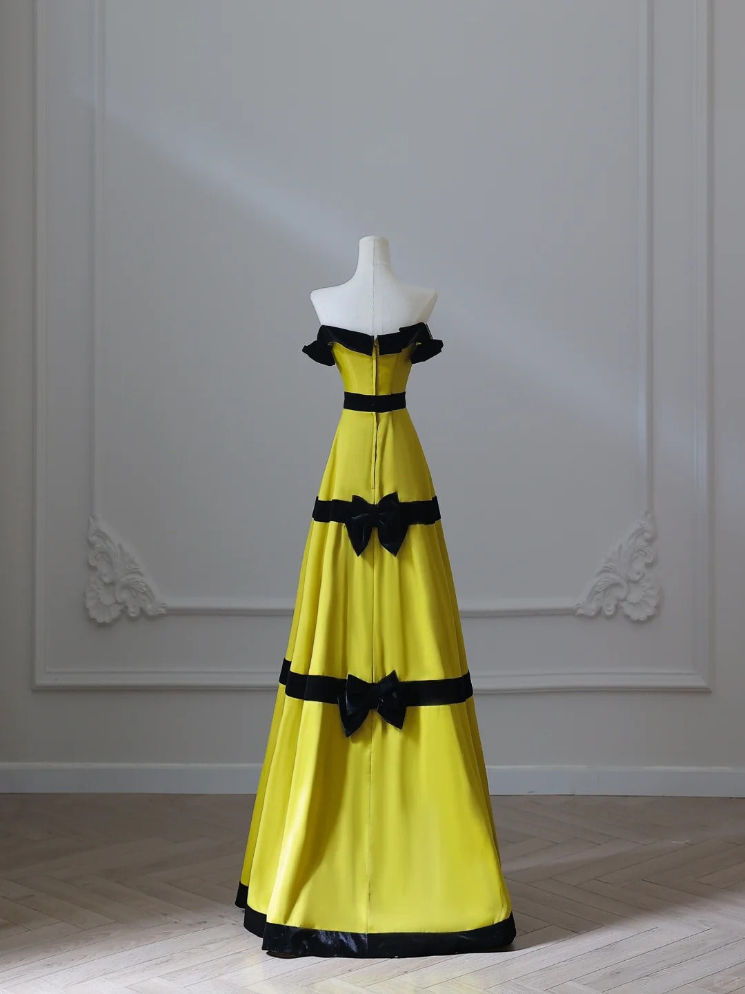 Sweet Lemon Yellow Off-the-shoulder Satin A-Line Long Prom Dresses Formal Evening Gowns RF0663