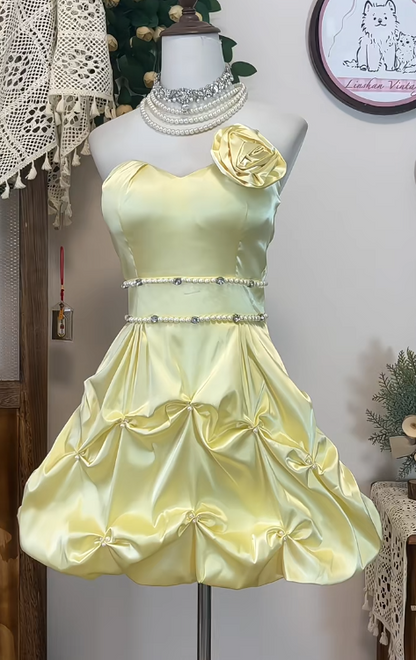 Gorgeous Butter Yellow Strapless A-Line Satin Short Prom Dresses Homecoming Dress RF0730