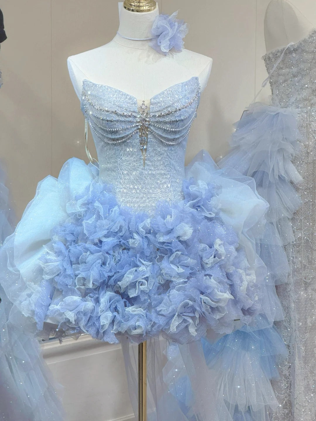 Gorgeous Blue Strapless A-Line Beaded Tulle Short Prom Dresses Homecoming Dress with Appliques RF0738