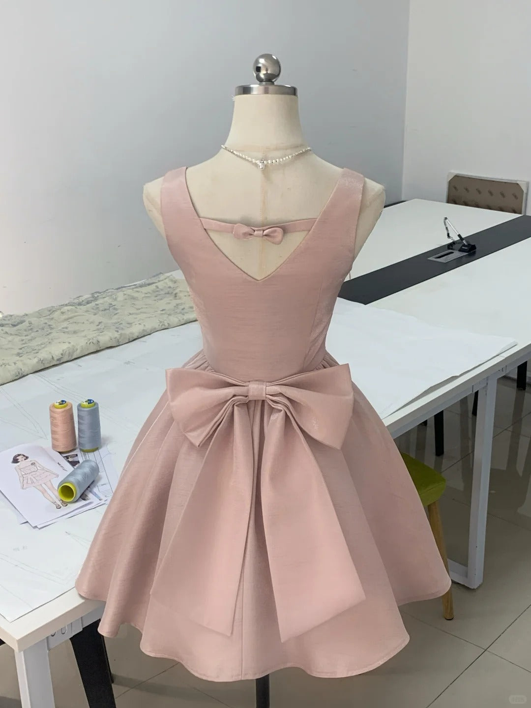 Sweet Pink Square Neck A-Line Satin Short  Party Dresses Homecoming Dress RF0752