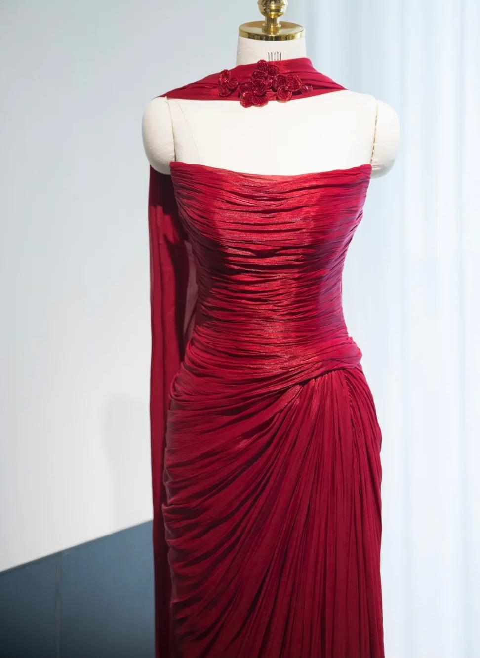 Elegant Burgundy Strapless A-Line Satin Pleated Long Prom Dresses Formal Evening Gowns RF0762