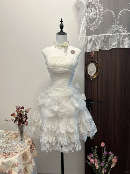 Sweet White Strapless A-Line Tulle Short Prom Dresses Homecoming Dresses with Appliques RF0784