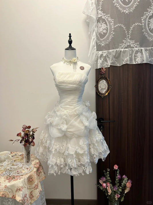Sweet White Strapless A-Line Tulle Short Prom Dresses Homecoming Dresses with Appliques RF0784