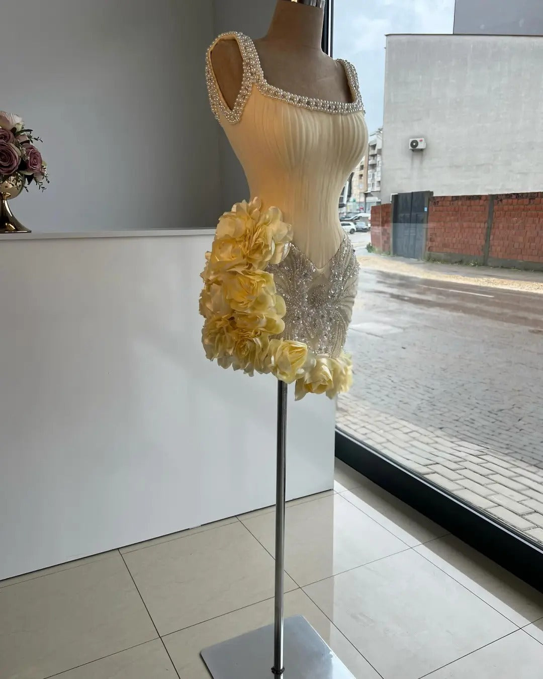 Gorgeous Butter Yellow Square Neck Bodycon Chiffon Beading Short Prom Dresses Homecoming Dresses with Appliques RF0806
