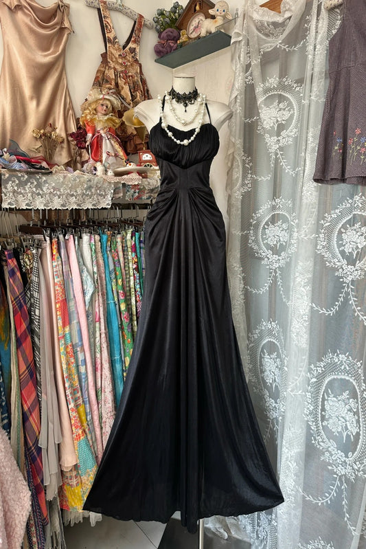 Elegant Black Halter Neck Mermaid Satin Long Evening Gown Gowns Fashion Party Dress RF0888