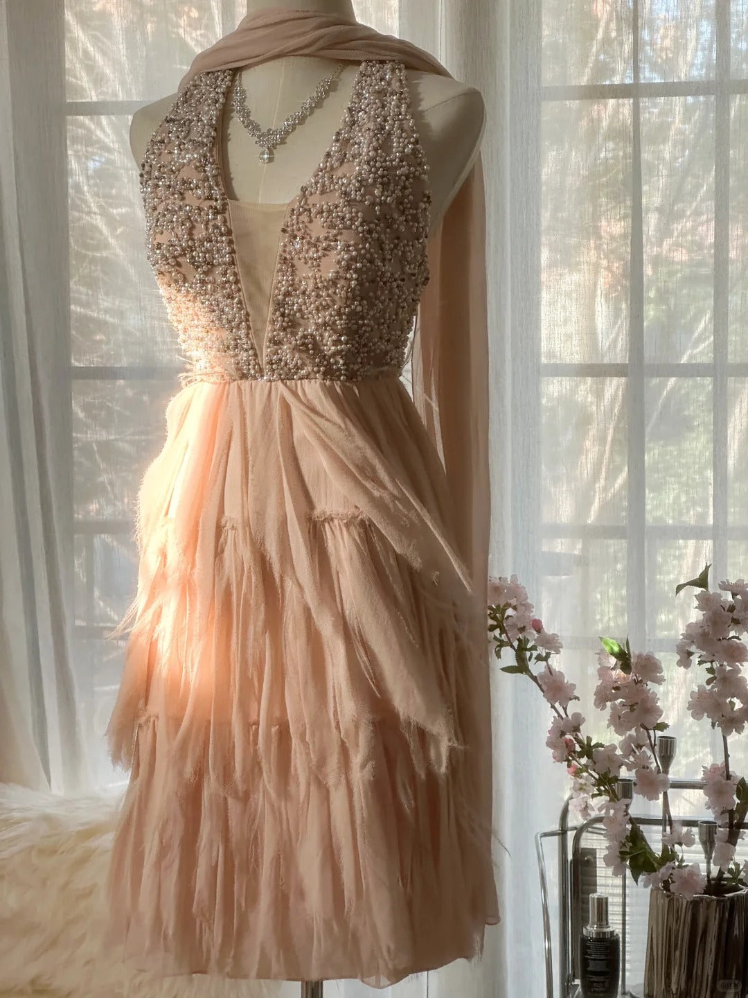 Gorgeous Blush V-neck Sheath Beaded Chiffon Short Prom Dresses Sweet 16 Dress RF0910
