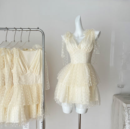 Sweet Light Yellow V-neck A-Line Tulle Short Prom Dresses Birthday Party Dress RF0938