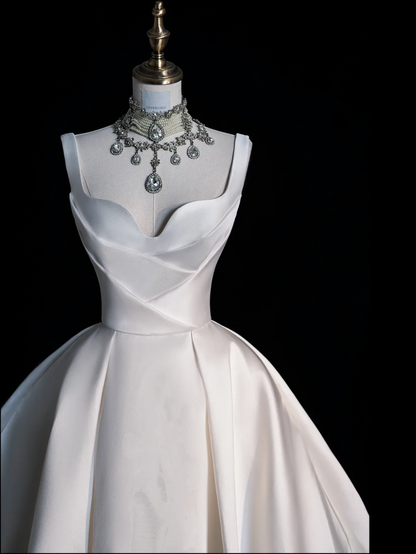 Modest Ball Gown Straps Satin White Wedding Dress Long Fairytale Autumn Wedding Dresses U229