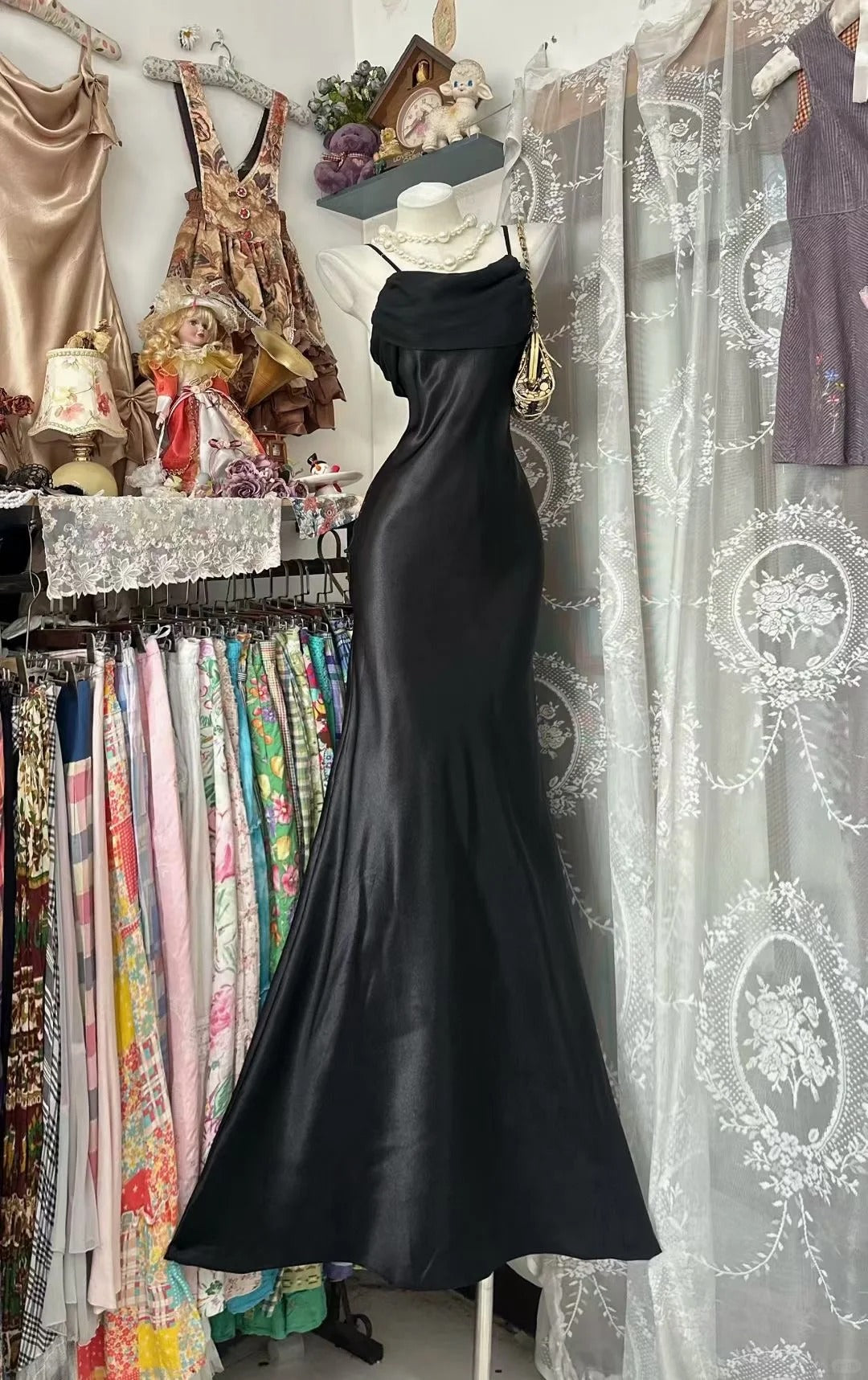 Vintage Prom Dresses Aesthetic Mermaid Spaghetti Straps Black Satin Long Inspo Formal Party Gowns N1963