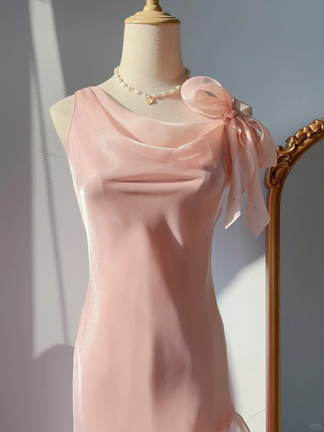 Vintage Prom Dresses 90s Mermaid Cowl Neck Pink With Ruffles Sleeveless Knee Length Formal Outfits RB4255