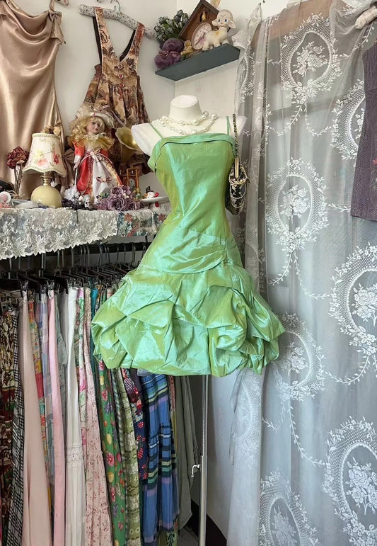 Cute Ball Gown Spaghetti Strap Green Satin 16th Birthday Gown Homecoming Outfits N3595