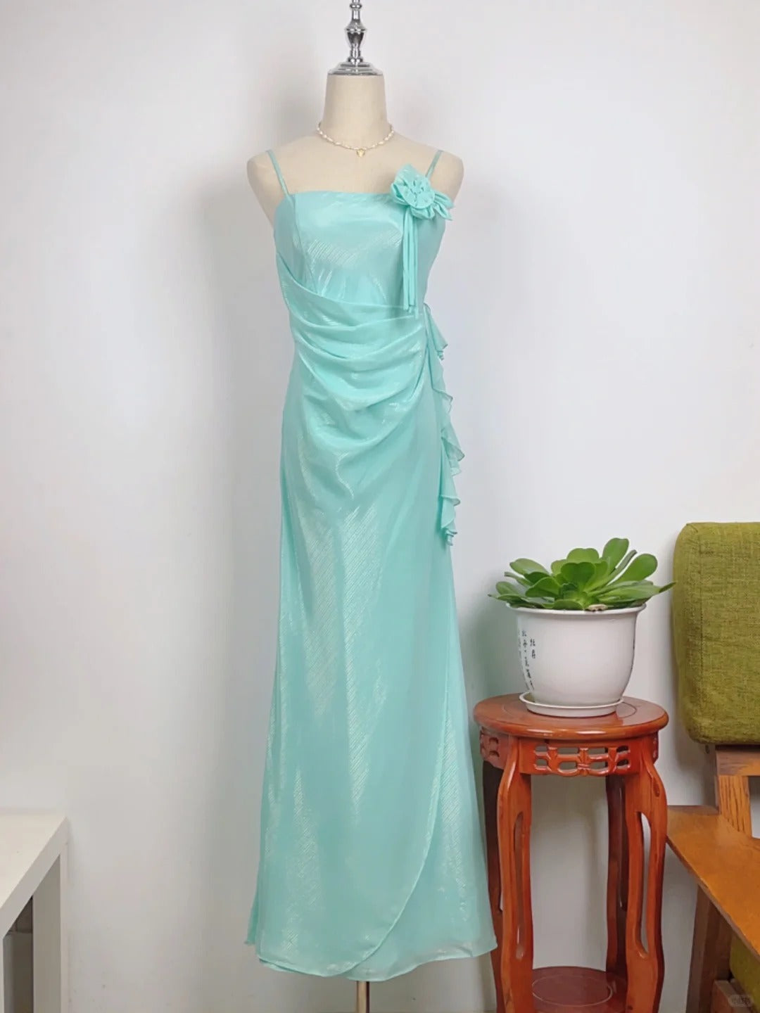 Vintage Prom Dresses Mermaid Spaghetti Straps Blue With Ruffles Sleeveless Long Evening Formal Outfits RB4250