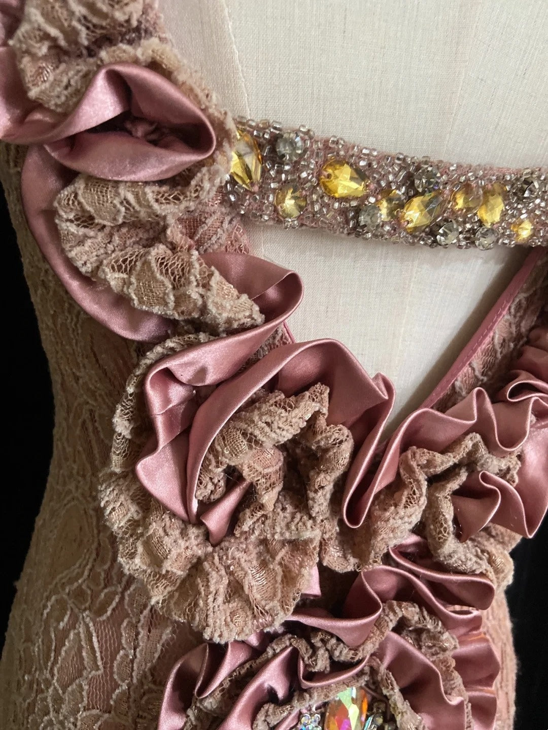Vintage Prom Dresses Inspo Mermaid V Neck Pink Lace 1990s With Ruffled Formal Gowns N3316