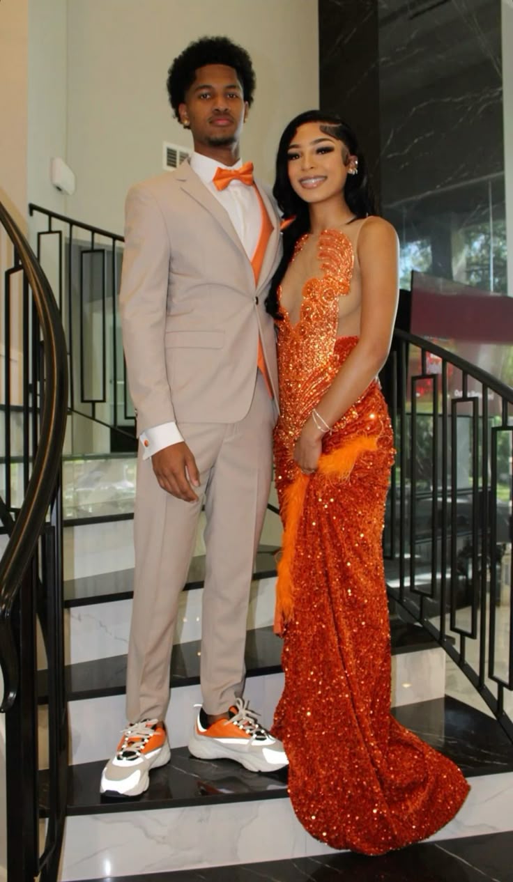 Prom Dress Sexy Mermaid Scoop Orange Sequined With Beading Long Graduation Dance Night Party Dresses RC1028