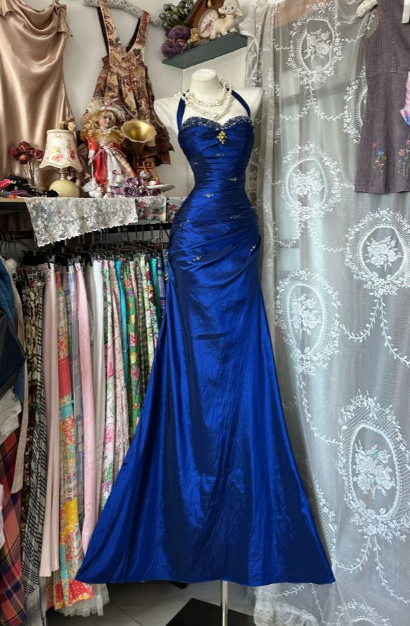 Vintage Halter Sheath Long Prom Dresses Beaded Satin Blue Evening Dresses Sleeveless Birthday Dress N1781