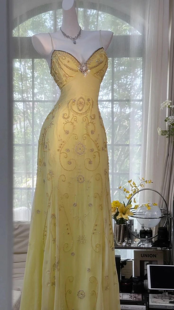 Unique Yellow Prom Dresses Long Beaded Open Back Prom Outfit Vestidos De Dia AB517