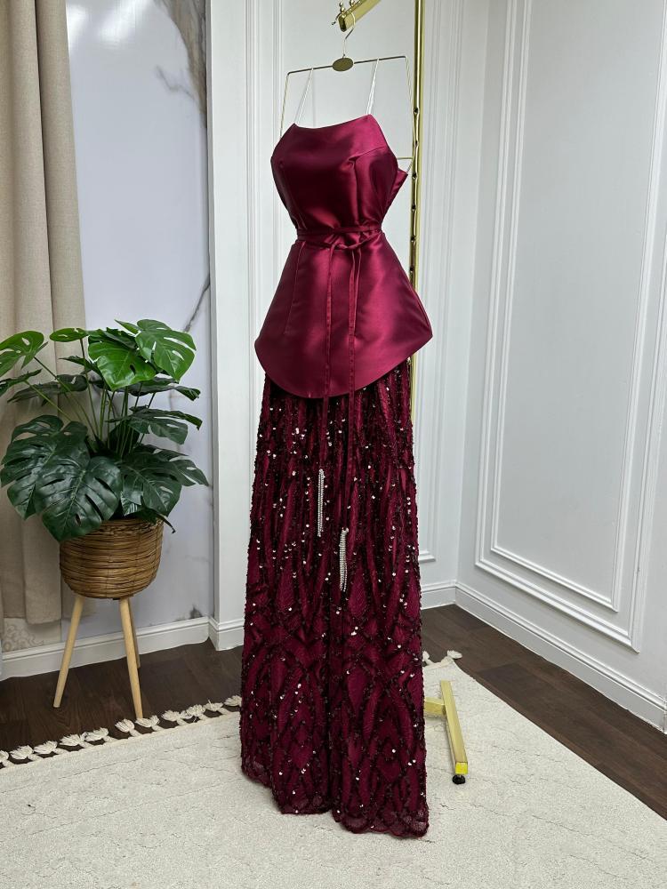 Vintage A Line Strapless Burgundy Satin Floor Length Prom Dress Lace Inspiration Long Prom Dresses B386