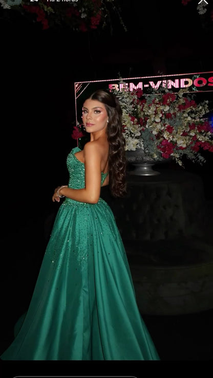 Timeless Ball Gown Strapless Green Satin Prom Dresses With Beads Long for Women Formal Evening Gown AB182