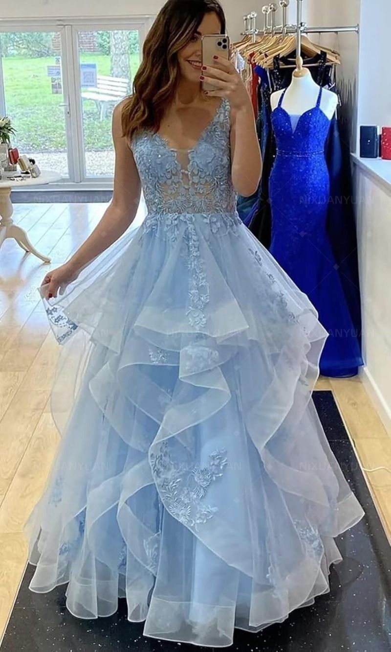Unique Ball Gown V Neckline Light Sky Blue Lace Prom Dresses Formal Long Tiered Evening Party Gowns Vestidos De Dia AB569