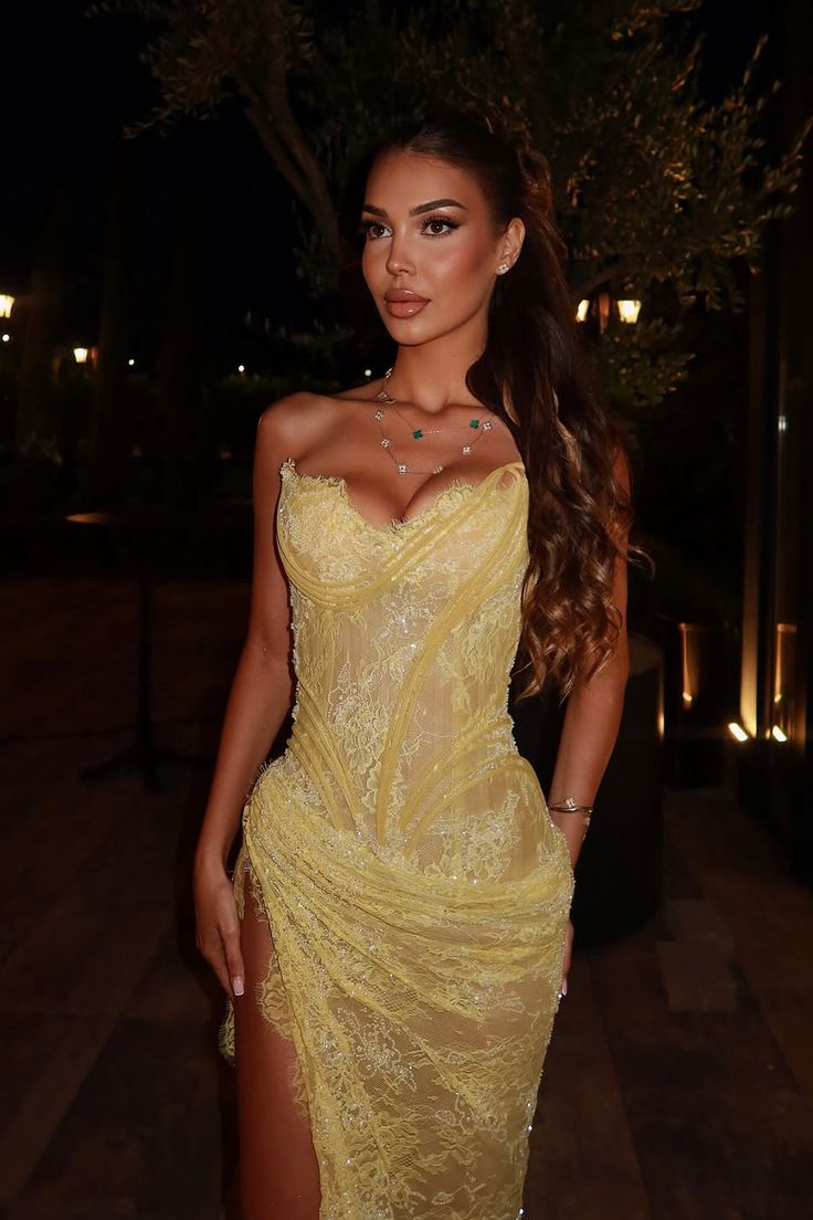 Unique Mermaid Sweetheart Yellow Lace Slit Prom Dresses Long Party Dress 21St Birthday Outfits Graduation Gown N900