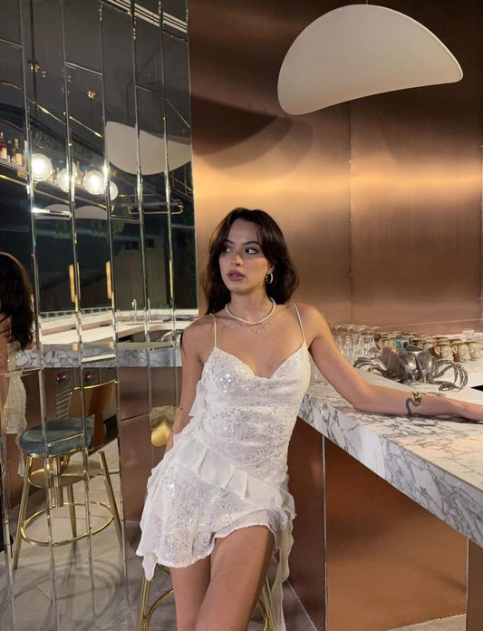 Sexy Sheath Spaghetti Straps White Sequined Mini Graduation Hoco Dresses Short Inspo Senior Homecoming Outfits RB3533