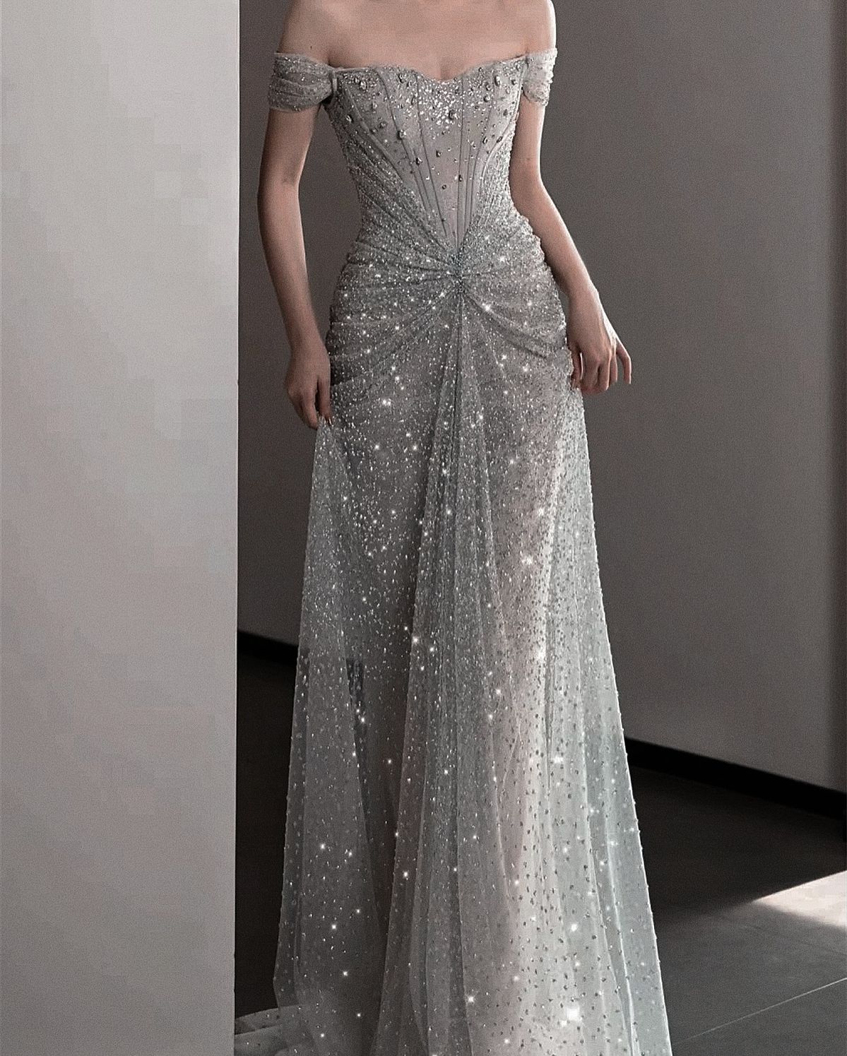 Charming With Short Sleeves Mermaid Silver Sequins Long Prom Dresses With Beadings Party Dress For Women AB1514
